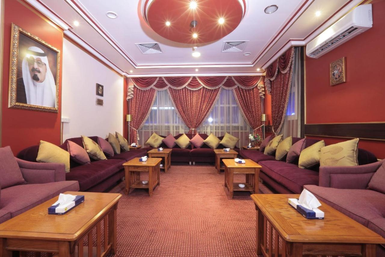 Al Mansour Grand Hotel Ḩafar al Bāţin Esterno foto